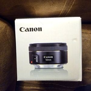 Canon EF 50mm F/1.8 STM prime lens